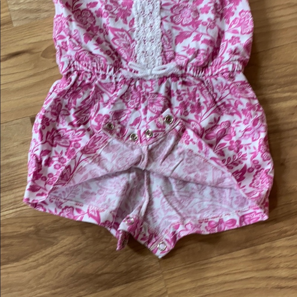 Summertime romper! - Picture 3 of 4